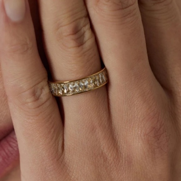 Cubic Zirconia Ring Jewelry Exquisite Wedding Engagement Gold Plated Size 6 New - Picture 7 of 14